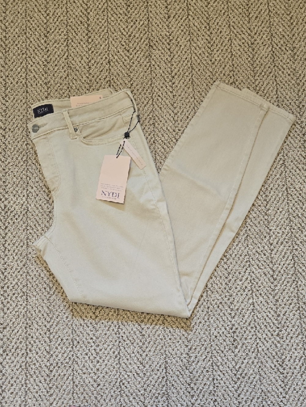 NWT NYDJ Ami Skinny Ankle Jean Color Feather